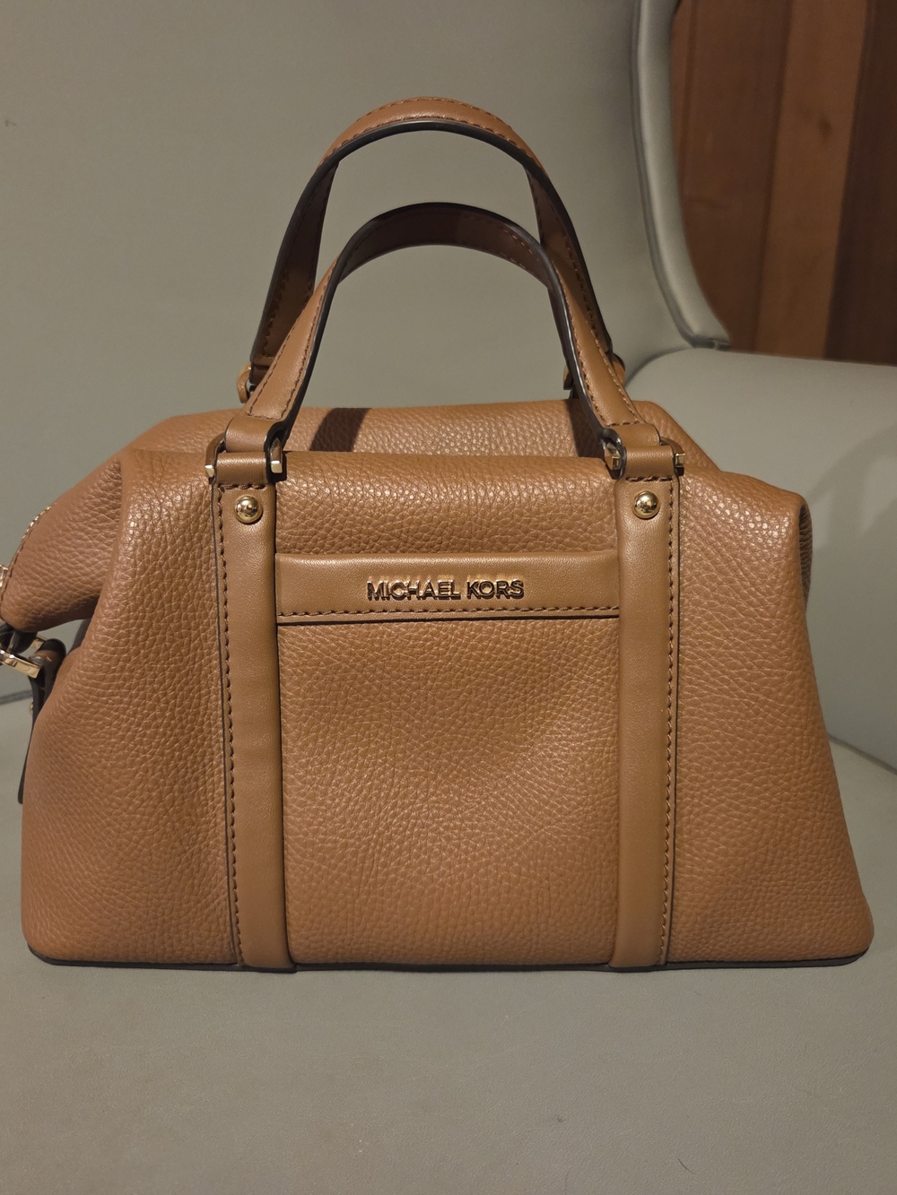 MICHAEL KORS Caramel/Tan Pebbled Leather Satchel